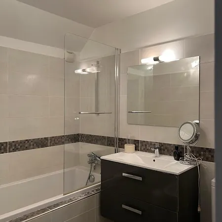 Duplex Avec Vue Directe Sur Le Chateau De *